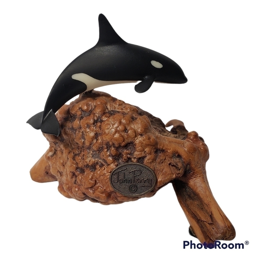 John Perry Orca Sculpture Art Collectables Killer Whale Driftwood 4.25"